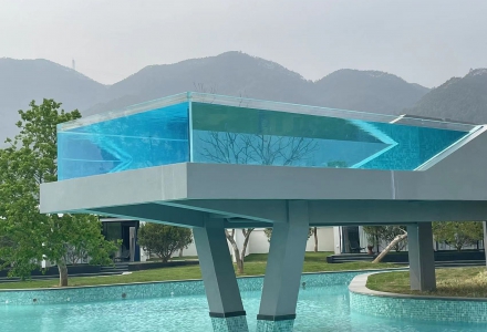 清遠泉現民宿亞克力泳池驗收成功